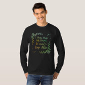 Boys Less Drama but Keep Alive Mom of Boys Sayings Tシャツ (正面フル)