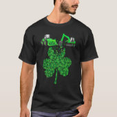 Boys St Patricks Day Crane Truck Construction Todd Tシャツ (正面)