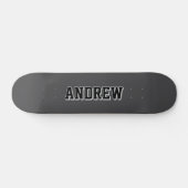 Boys Varsity Black Skateboard Personalized Name スケートボード (横)
