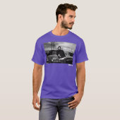 Boyz N The Hood Doughboy Leaning On Impala Tシャツ (正面フル)