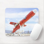 BQM-74E Chukarドローンの発売準備完了 マウスパッド (マウス)