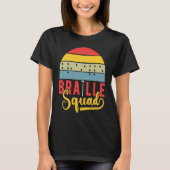 Braille Squad Retro Sunset Blindness Tシャツ (正面)