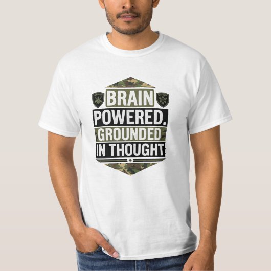 BRAIN POWERED. GROUNDED IN THOUGHT Tシャツ (正面)