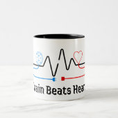 Brain vs Heart Minimalist Mug  ツートーンマグカップ (中央)