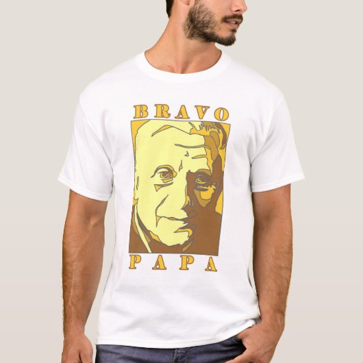 Bravoパパ新しい教皇ベネディクト16世 Tシャツ (正面)