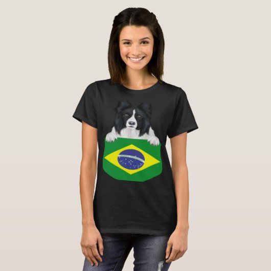 Brazil Flag Border Collie Dog In Pocket Tシャツ (正面フル)