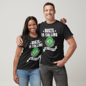 Brazil Is Calling And I Must Go Souvenirs Brazilia Tシャツ (ユニセックス)