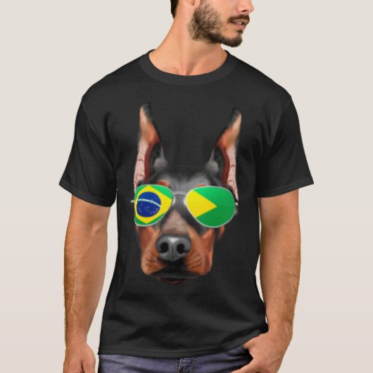 Brazilian Flag Doberman Pinscher Dog Brazil Pocket Tシャツ (正面)