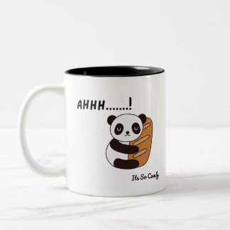 “Bread hugs & panda peace in every sip.” ツートーンマグカップ