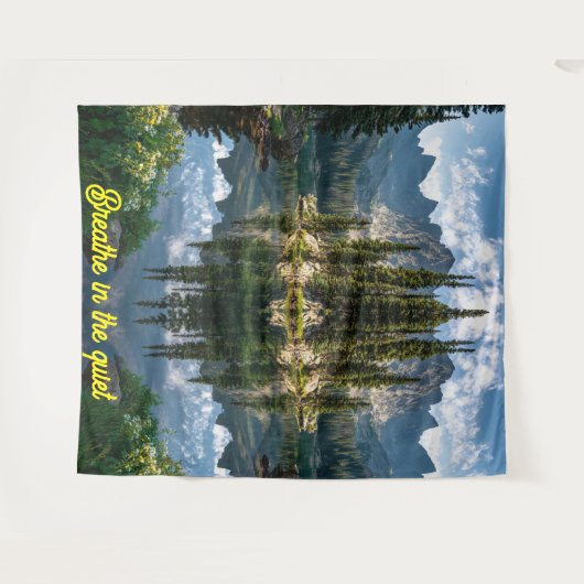  Breathe In: Tranquil Island Reflections タペストリー (正面(横))