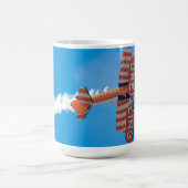 Breitlingの翼の歩行者 コーヒーマグカップ (中央)