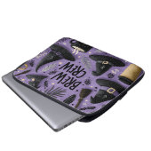 Brew Crew Graphic with Witch Hats, Coffee Mugs ラップトップスリーブ (正面下部)