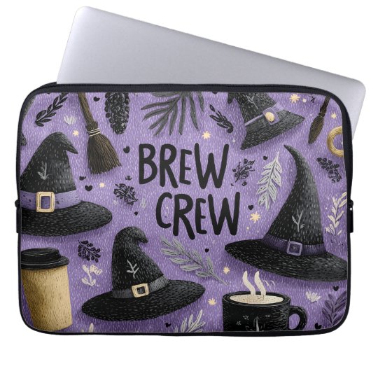 Brew Crew Graphic with Witch Hats, Coffee Mugs ラップトップスリーブ (正面)