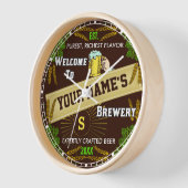 Brewery Welcomeパーソナライズされた: Hops Barley Beer 壁時計 (傾斜)