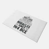 Brewing Miracles Since 164 BCE Hanukkah Jewish  ドアマット (アングル)