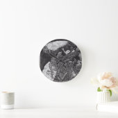 Brian Benson氏による上位と下位 ラウンド壁時計 (ホーム)