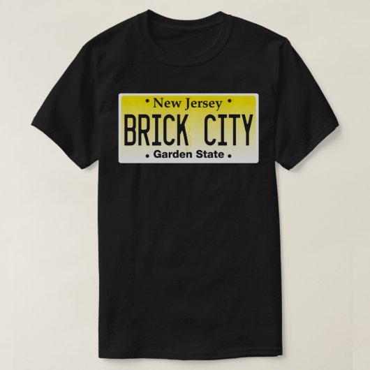 Brick City Newark NJ City New Jersey license plate Tシャツ (デザイン正面)