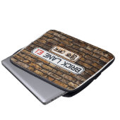 Brick Lane ラップトップスリーブ (正面下部)