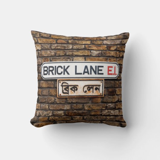 Brick Lane Cushion クッション (正面)