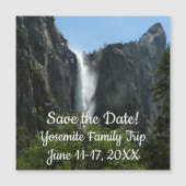 Bridalveil Falls at Yosemite National Park (正面)