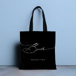 Bride モダン Scriptの結婚名前をカスタムする トートバッグ<br><div class="desc">Bride モダン Scriptエレガントタイポグラフィの名前をカスタムする結婚トートバッグはシンプル白い書道のタイポグラフィでモダン文字の「Bride」エレガントを備えている。おパーソナライズされた前の名前をカスタムすると結婚デートで花嫁に最適なブライダルシャワーや結婚式の日。Evco Studioによる設計www.zazzle.com/store/evcostudio</div>