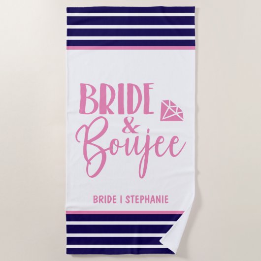 Bride & Boujee Personalized Bride ビーチタオル (正面)