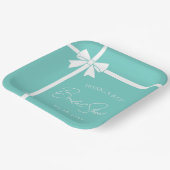 Bride & Co エレガントなホワイトボウリボン ブライダルシャワー ペーパープレート (傾斜あり)