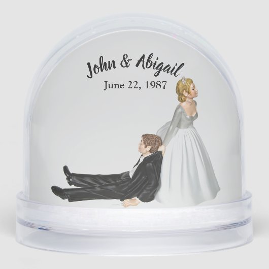 Bride Dragging the Reluctant Groom (正面)