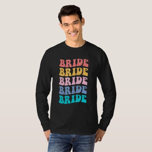 Bride I Do Crew Retro Bachelorette Party Bride Bri Tシャツ (正面フル)