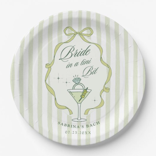 Bride in a Tini Bit Bachelorette ペーパープレート (正面)