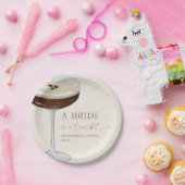 Bride In A Tini Bit Expresso Martini Bridal Shower ペーパープレート (パーティー)
