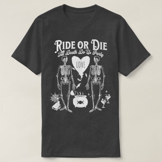 Bride or Die Gothic Witchy Halloween Bachelorette  Tシャツ (デザイン正面)
