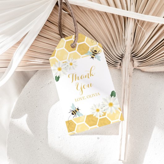 Bride to Bee のブライダルシャワー ギフトタグ