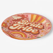 Bride Tribe Retro Bachelorette Party Groovy ペーパープレート (アングル)