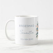 Bridesmaid Gift Blue Floral Personalized コーヒーマグカップ (左)