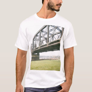 Bridge Over Scioto River Tシャツ