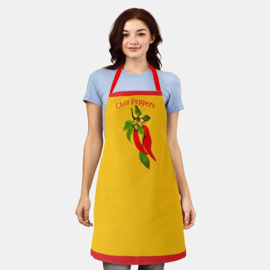 Bright and Bold Red Peppers on Vine エプロン (着用した状態)