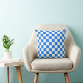 Bright Blue and White Checkers クッション (椅子)