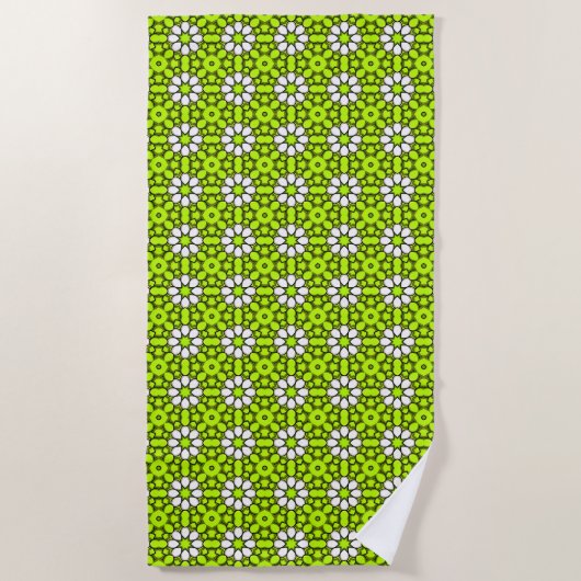 Bright green and white floral patterned ビーチタオル (正面)