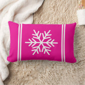 Bright Holiday Pink White Racing Stripes Snowflake ランバークッション (ブランケット)