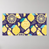Bright pattern of lemons and cloves on a dark blue ポスター (正面)
