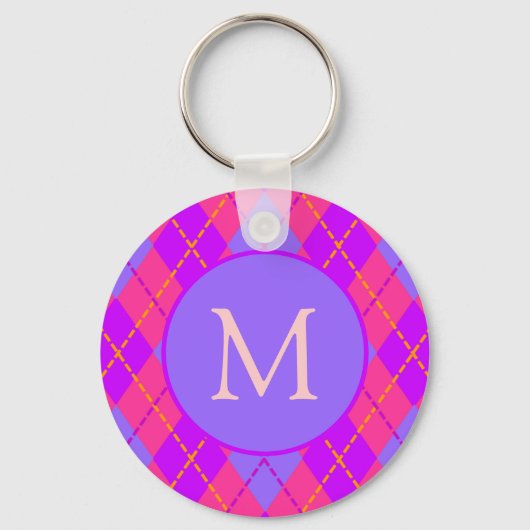Bright Pink and Blue Argyle Pattern Monogram キーホルダー (裏面)