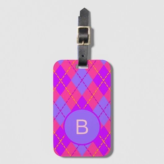 Bright Pink and Blue Argyle Pattern Monogram ラゲッジタグ (正面縦)