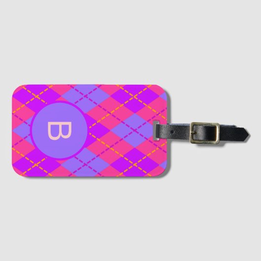 Bright Pink and Blue Argyle Pattern Monogram ラゲッジタグ (正面横)