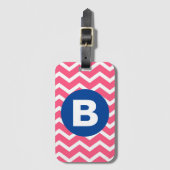 Bright Pink and White Chevron Pattern Monogram ラゲッジタグ (正面縦)