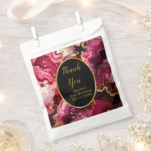 Bright Red and Gold Marble Agate Birthday Party フェイバーバッグ (クリップ留めされた状態)