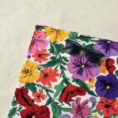 Bright Spring Pansies Floral Garden Pattern ビーチタオル (インサイチュ)