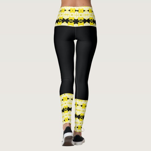 Bright Yellow & Black Tribal Leggings レギンス (裏面)