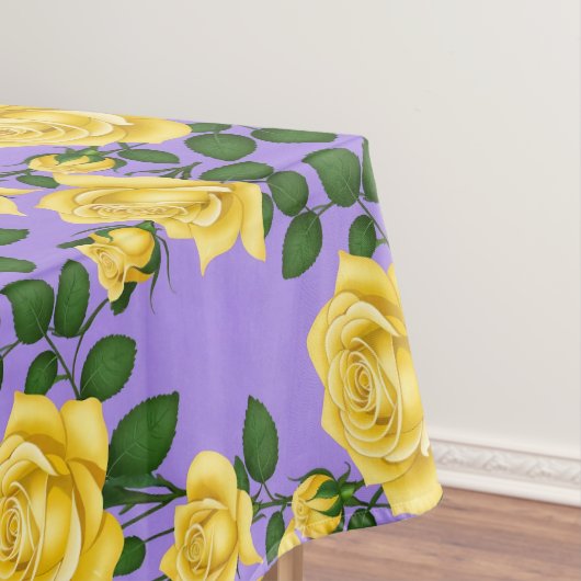 Bright Yellow Roses With Green Leaves  テーブルクロス (インサイチュ)