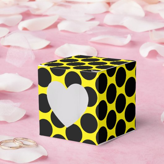 Bright Yellow with Black Dot Style Heart 2x2x2 フェイバーボックス (ウェディング)